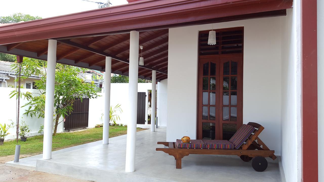 Emildale Villa Wadduwa Extérieur photo